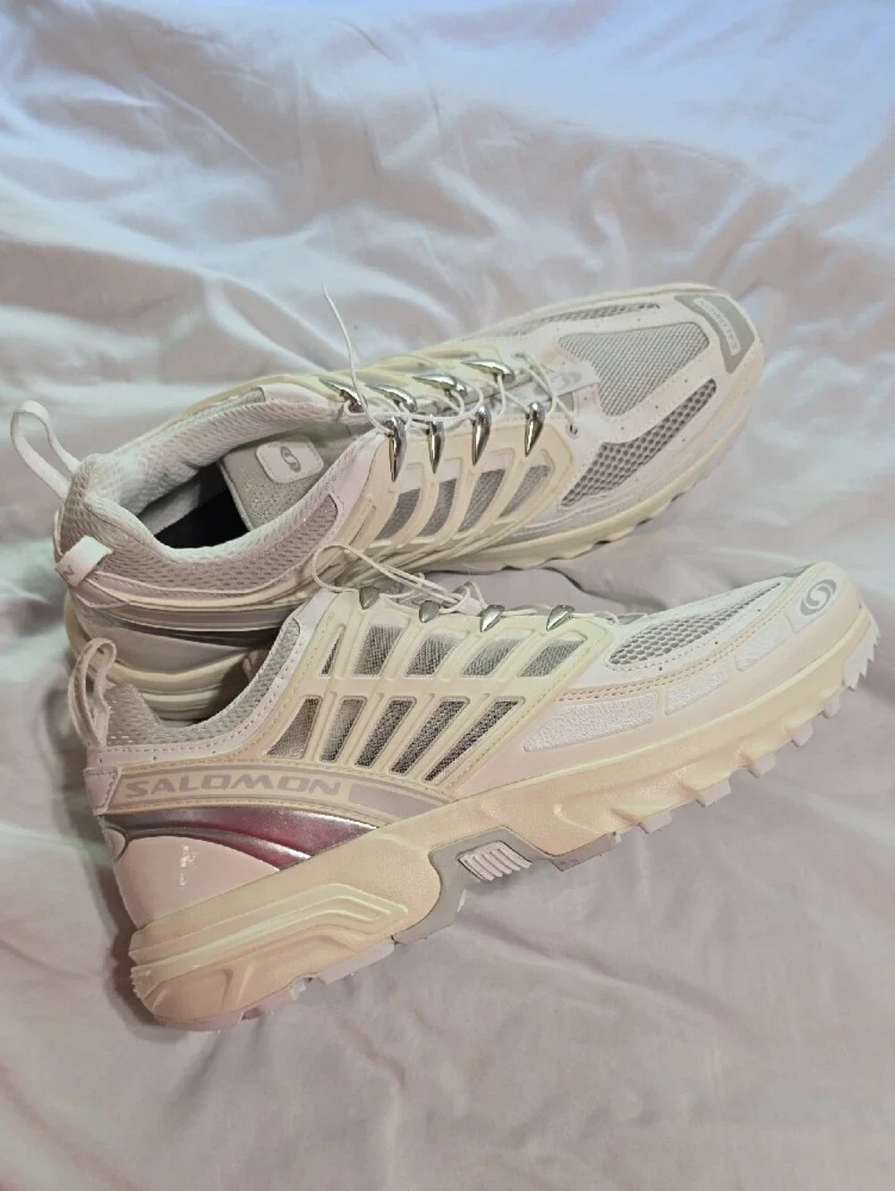 Salomon ACS Pro -White / Vanilla Ice / Lunar Rock (never worn)